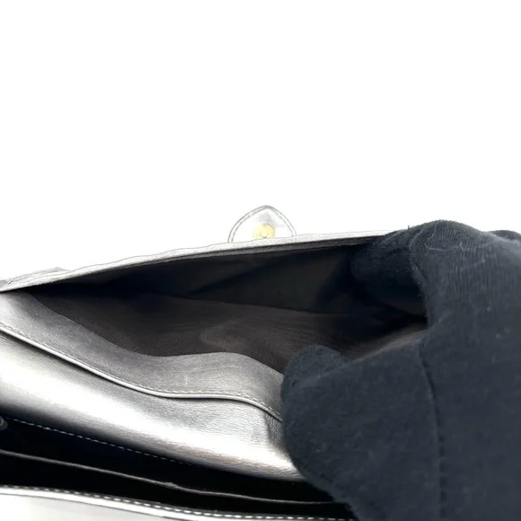 Gucci Guccisima Heart Wallet - Picture 9 of 11